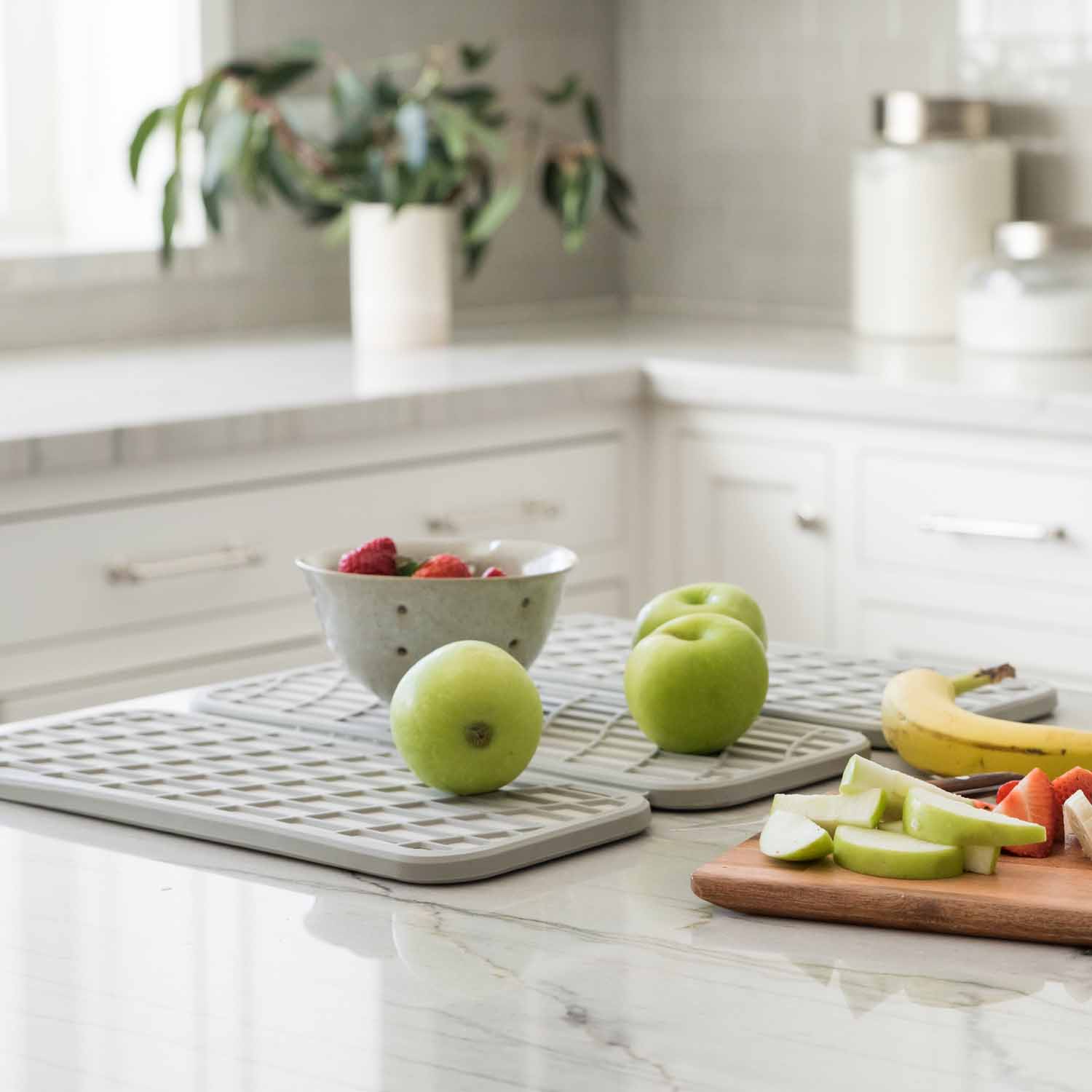 Dish Pad + Sink Caddy Bundle by Dorai Home | Quick-Drying Home Essentials