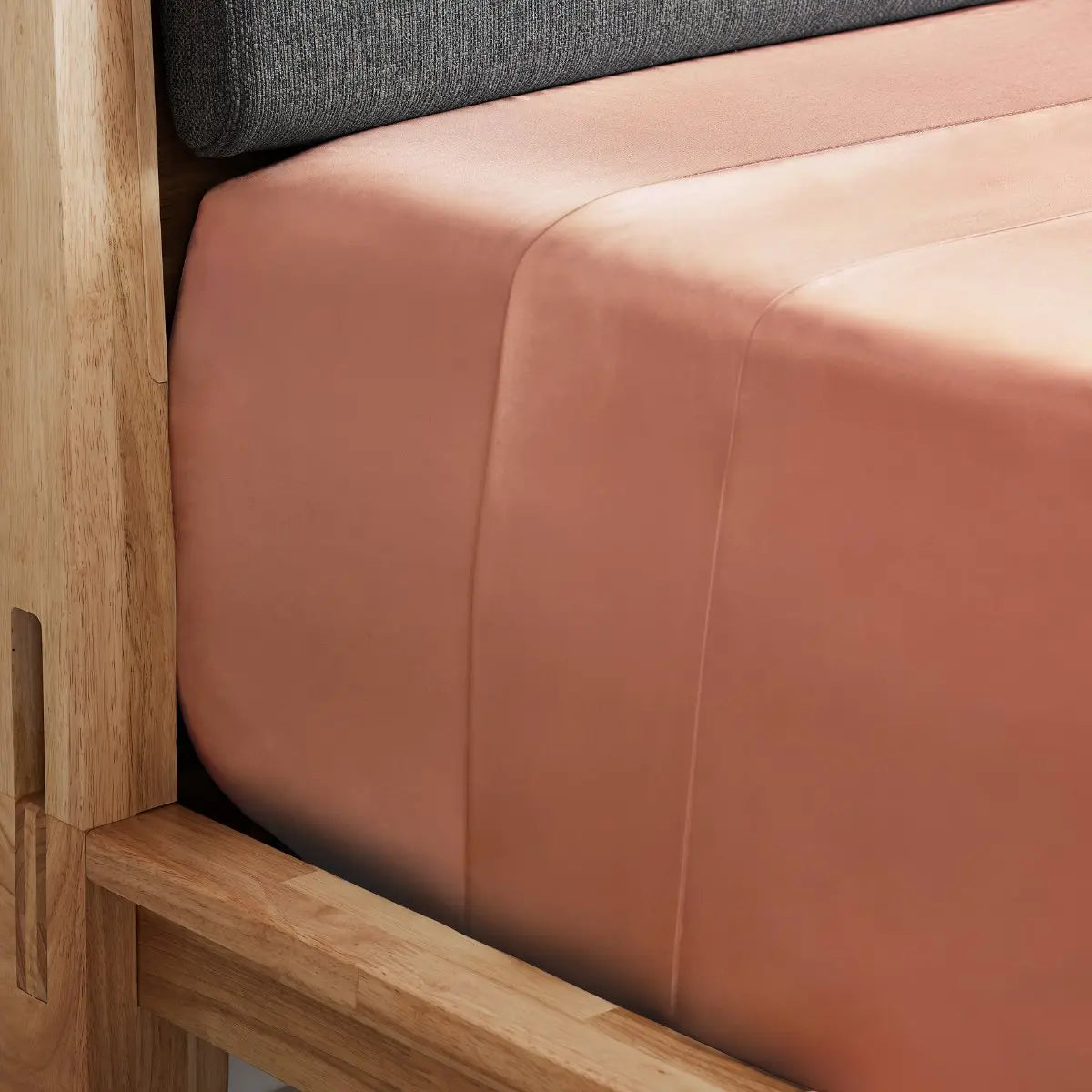 Airy CleanBamboo® Sateen+ Sheet Set by ettitude