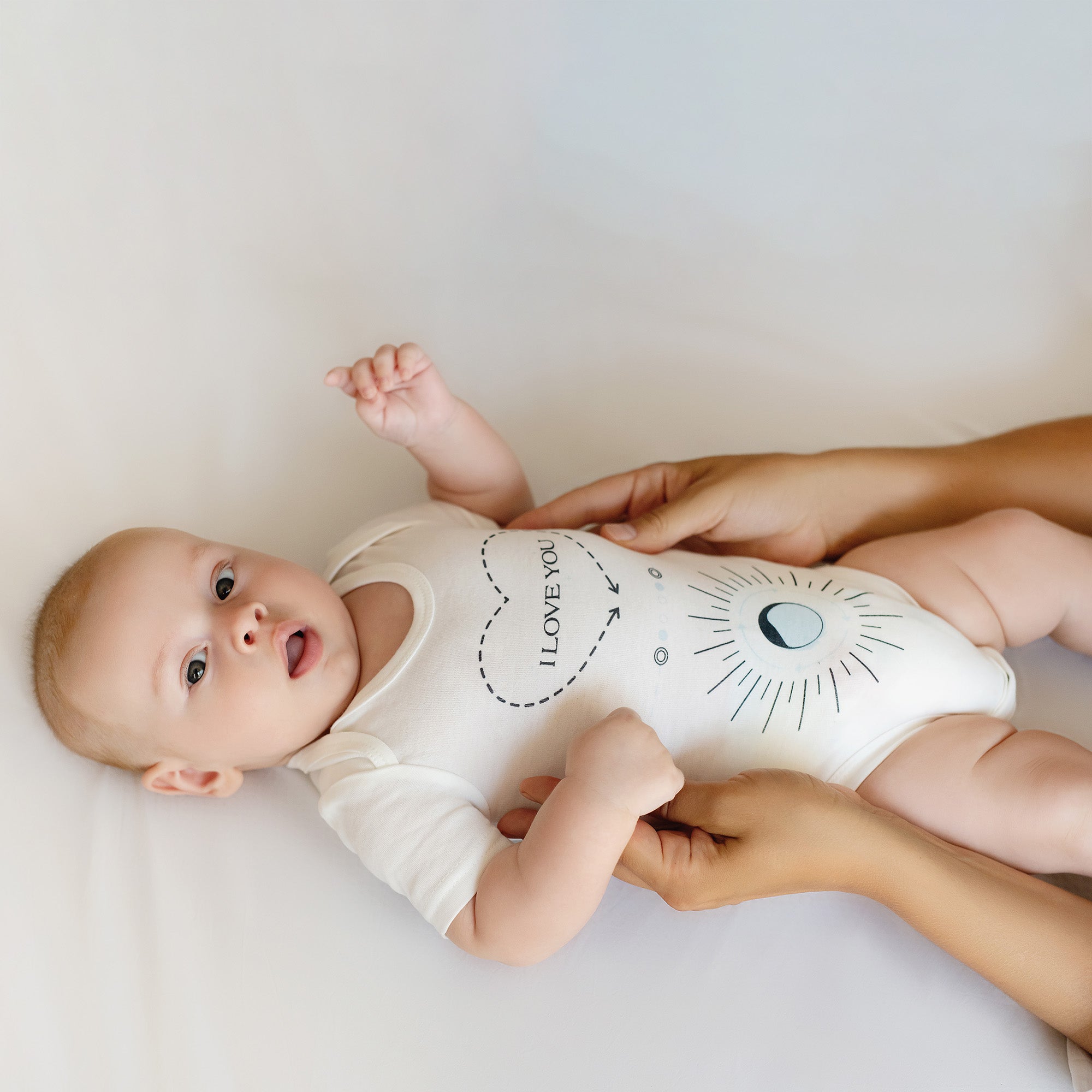 Massage Me! Onesie (0-6 months) by Kahlmi