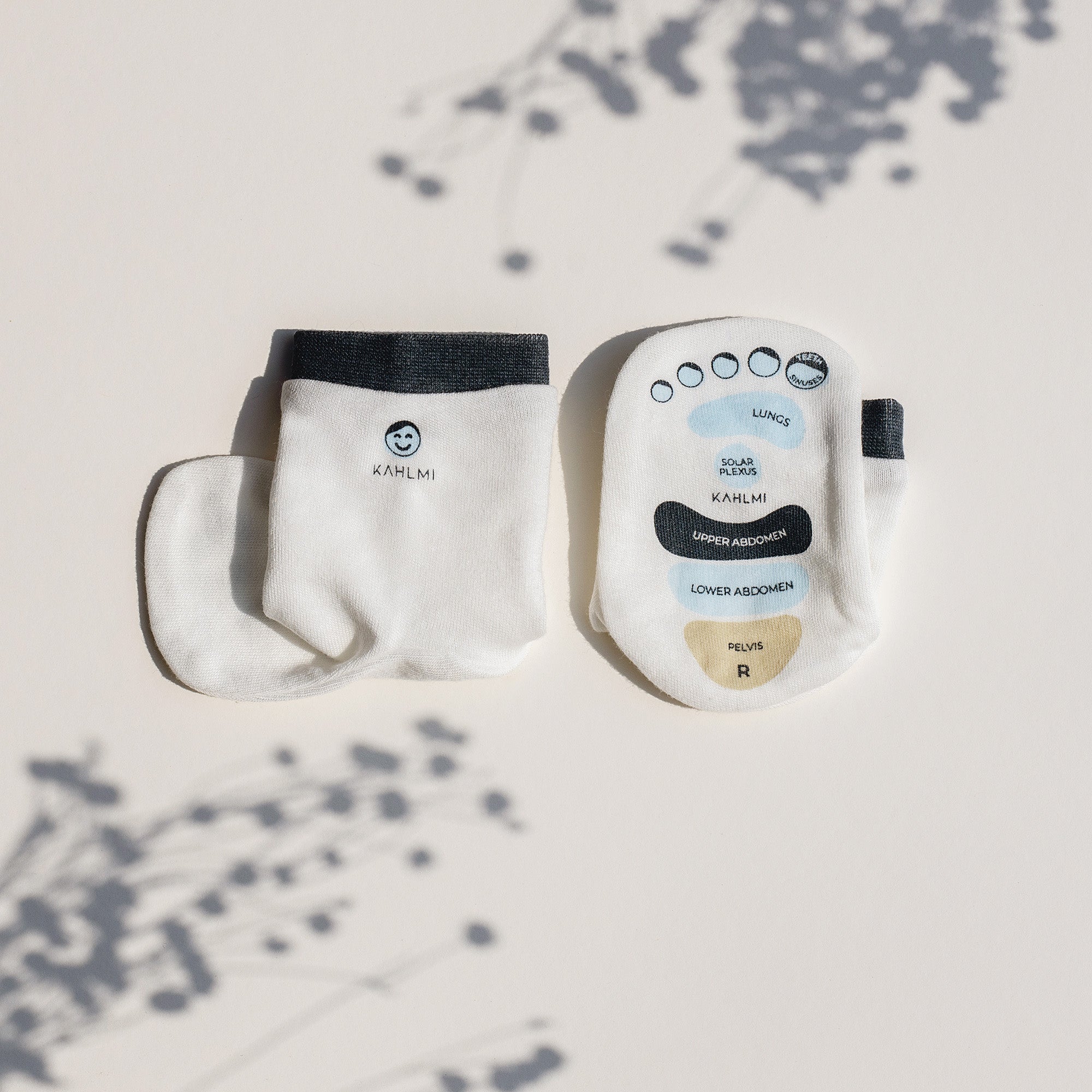 Massage Me! Socks (0-12 months) by Kahlmi