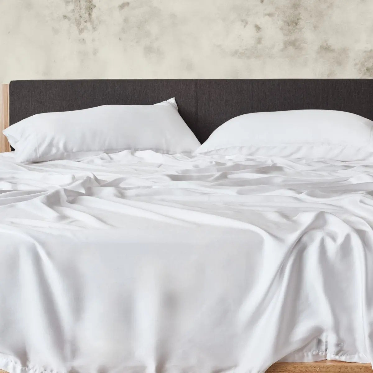 Airy CleanBamboo® Sateen+ Sheet Set by ettitude