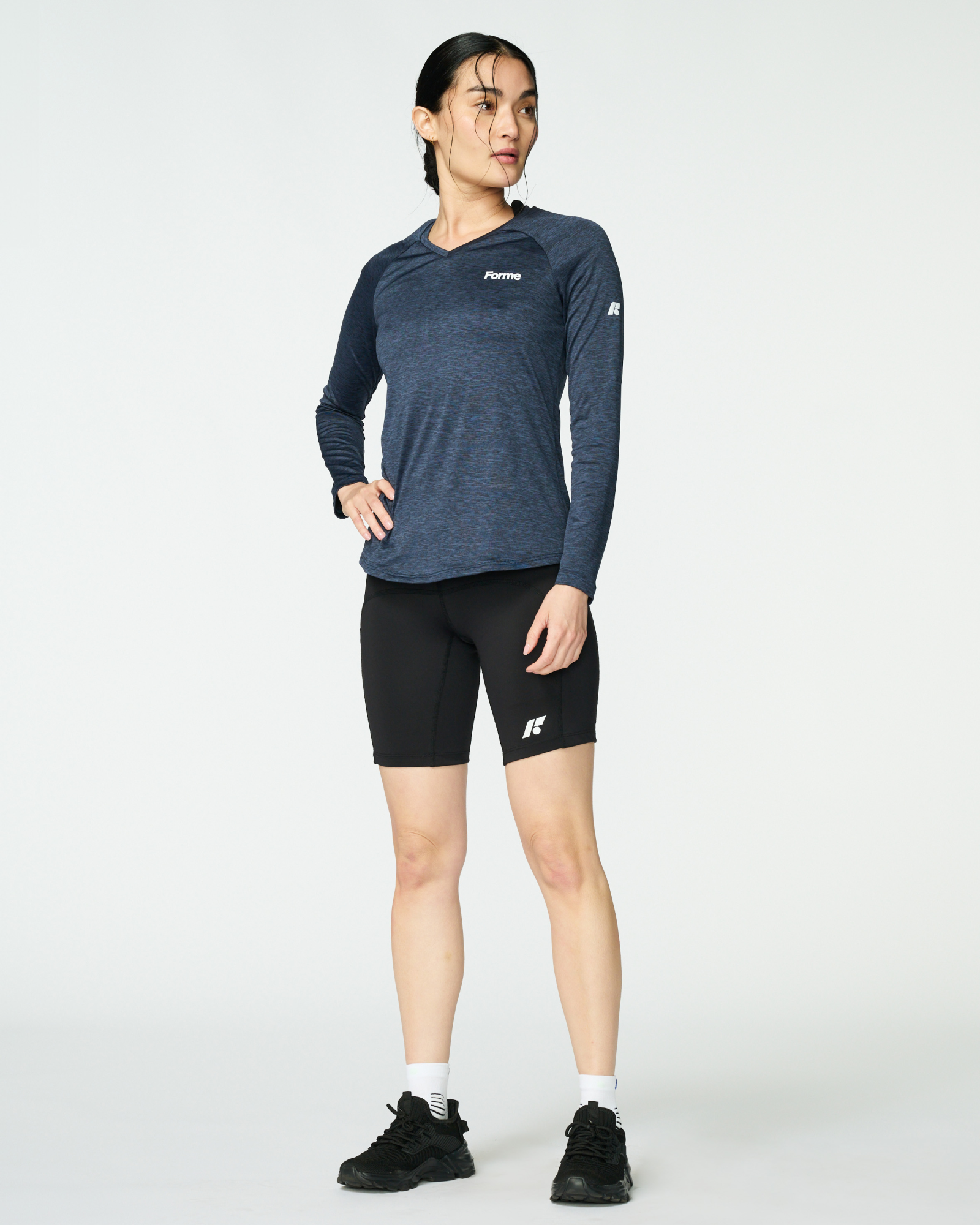 Ace V-Neck Long Sleeve