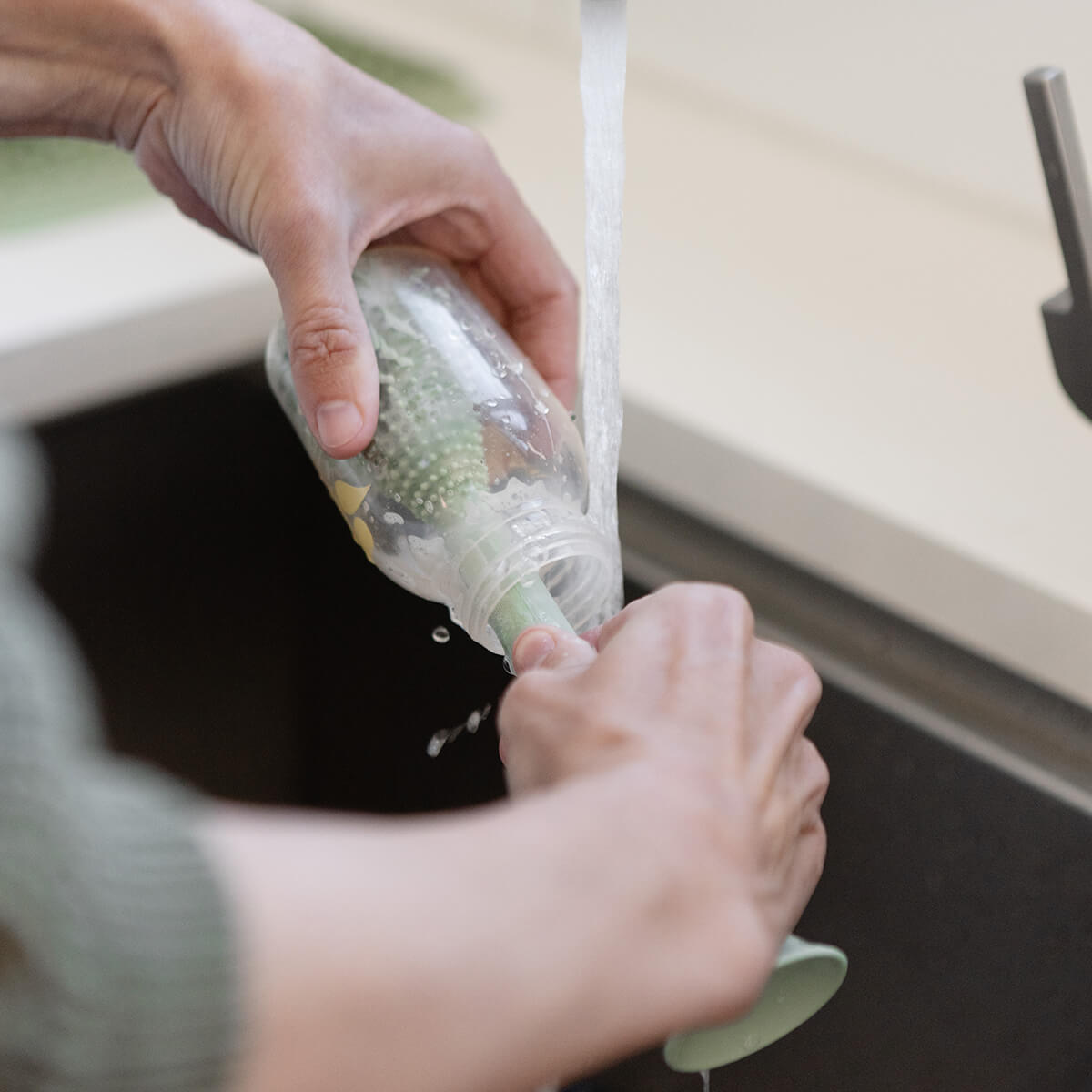 Bottle Brush by ezpz