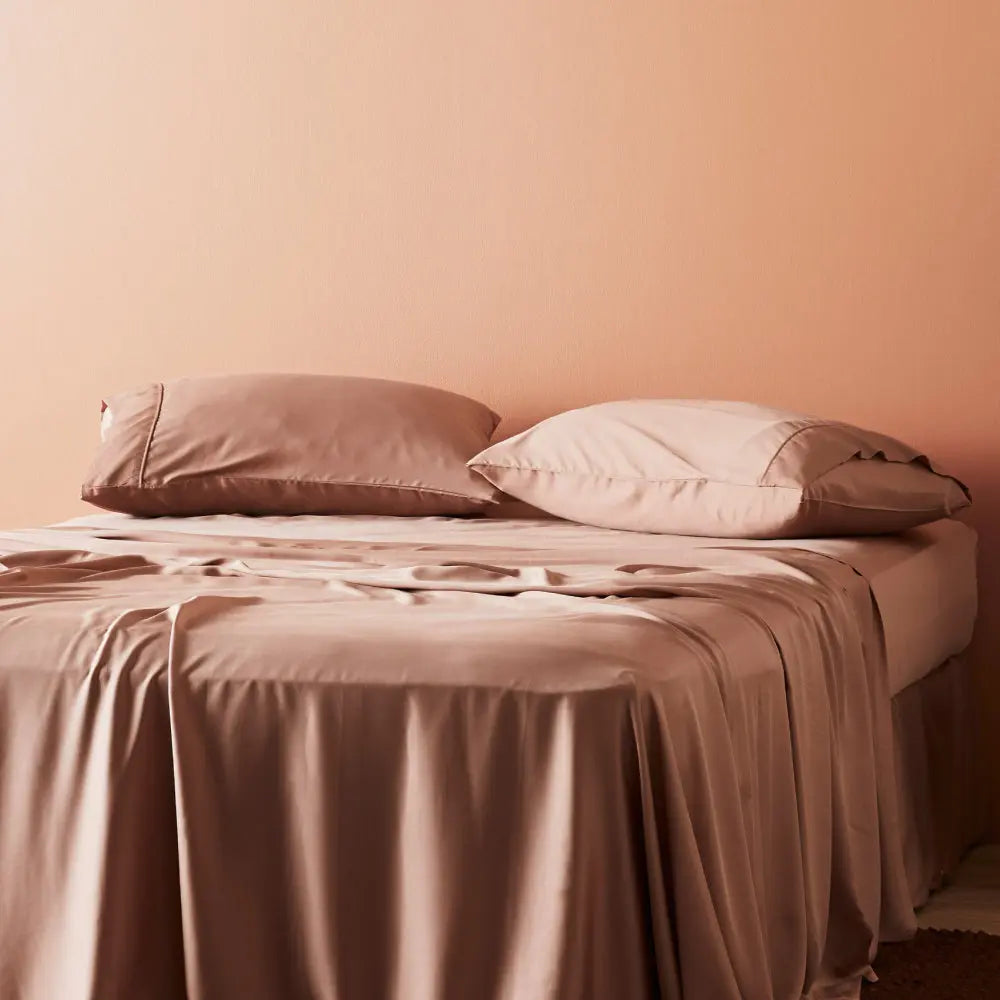 CleanBamboo® Signature Sateen Pillowcase Set by ettitude
