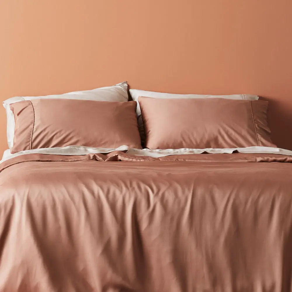 CleanBamboo® Signature Sateen Pillowcase Set by ettitude