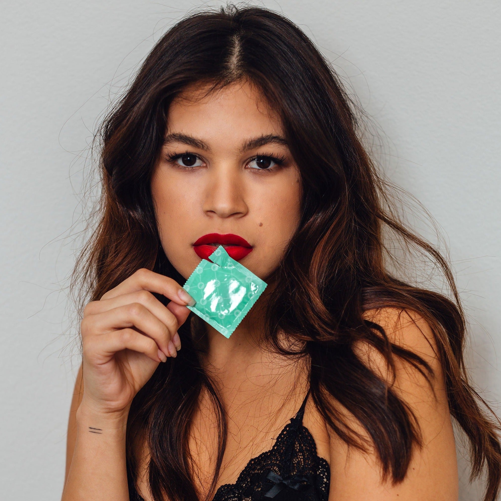 Extra Large Ultra Thin Vegan Latex Condoms by Royal Intimacy