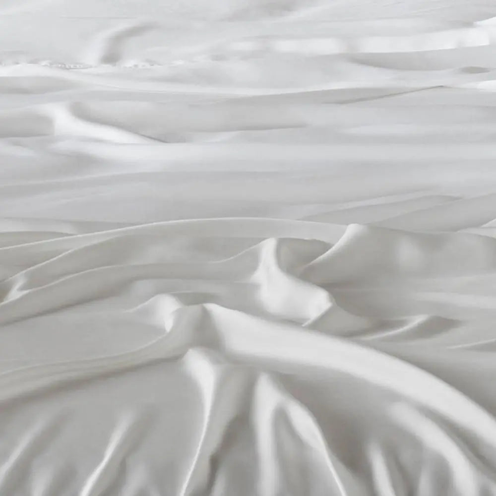 CleanBamboo® Signature Sateen Sheet Set by ettitude