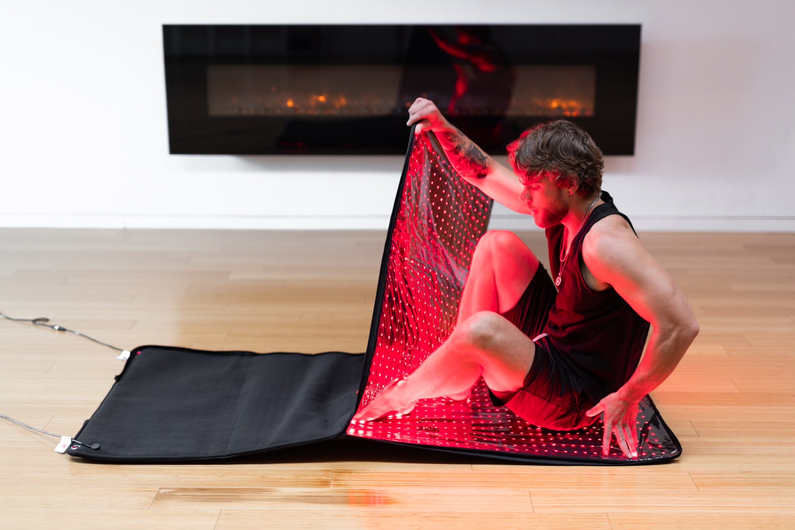 Cocoon - 360-Degree Red Light Therapy Pod with Flexible Design for Home Wellness