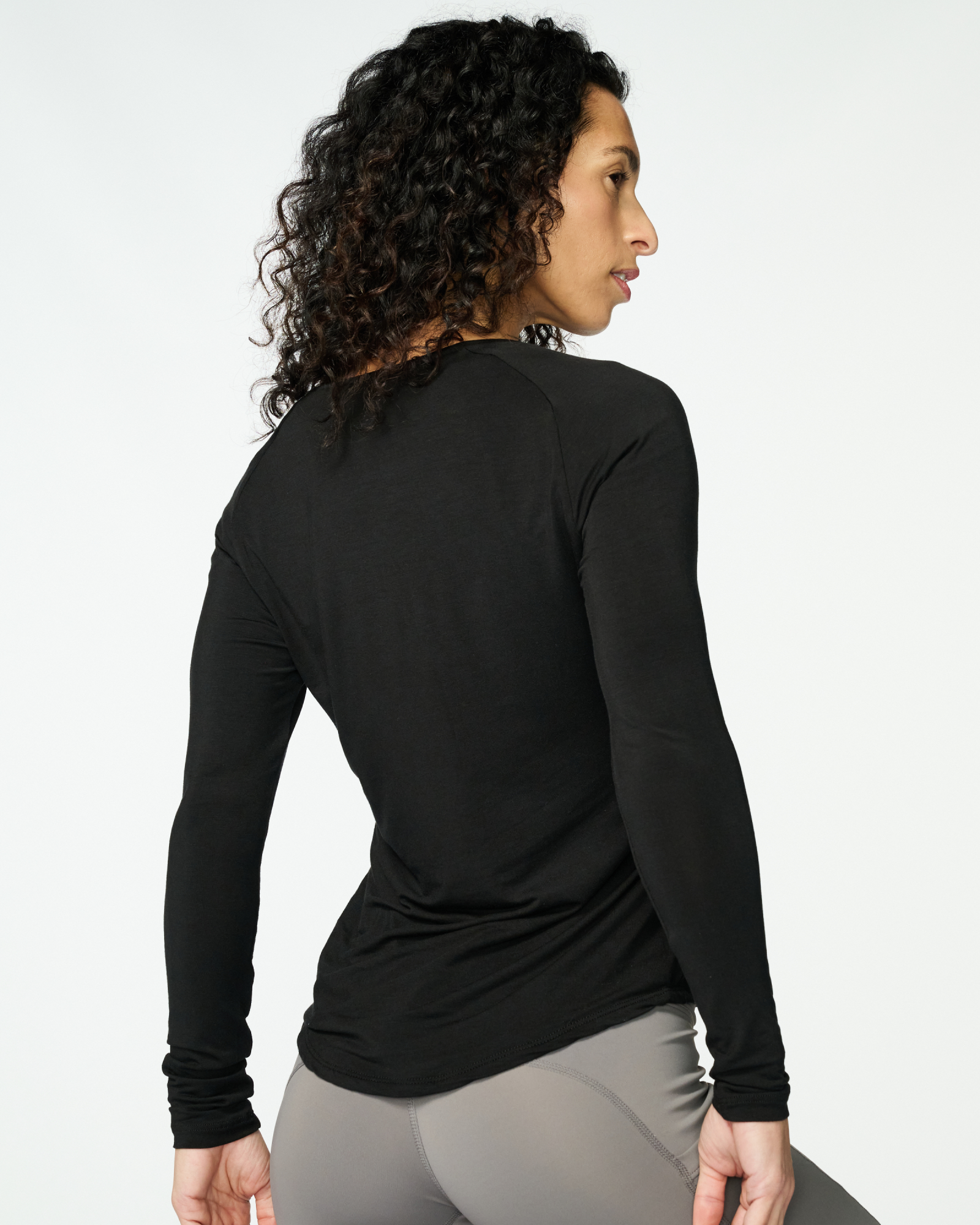 Core V-Neck Long Sleeve