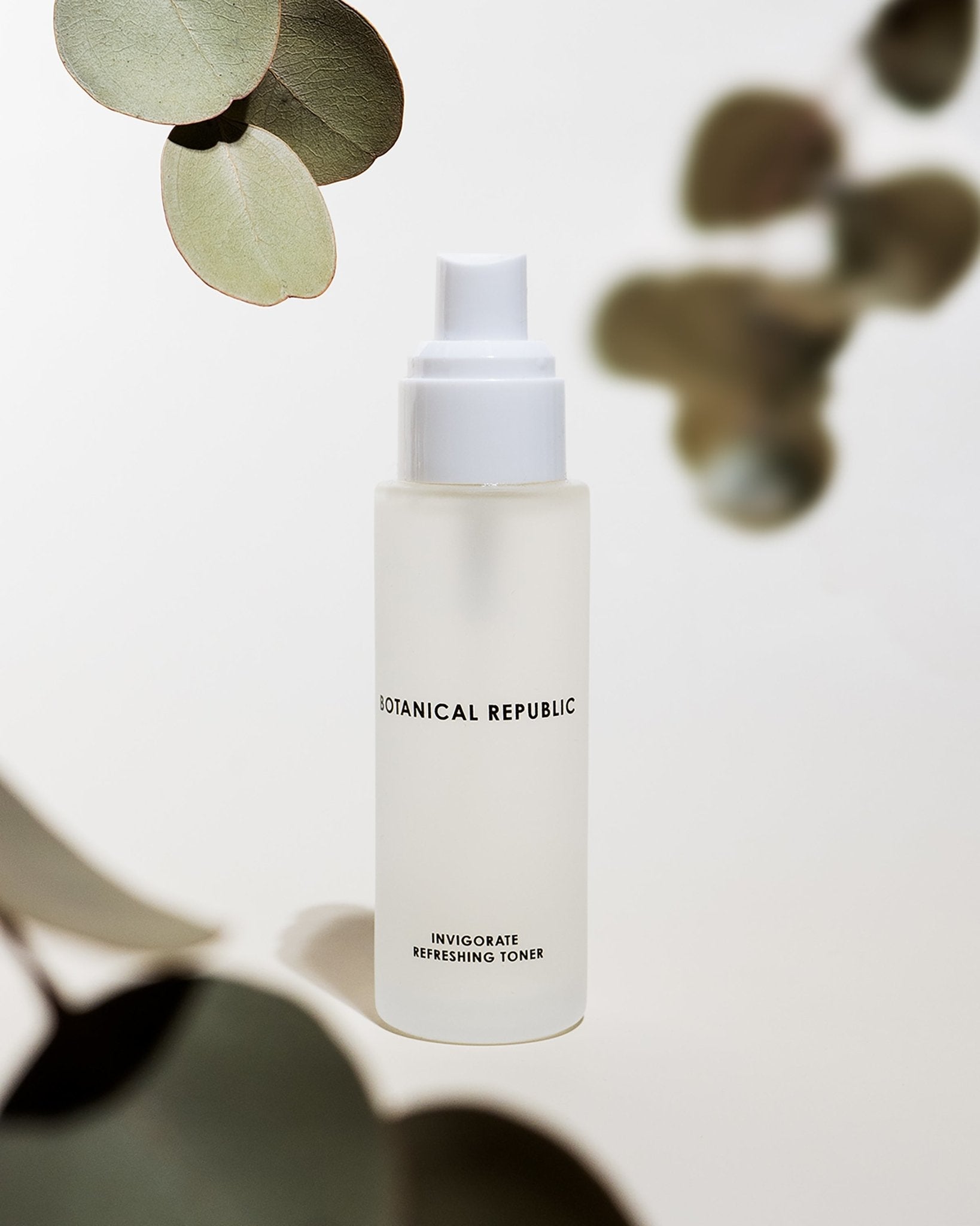 INVIGORATE REFRESHING TONER by Botanical Republic