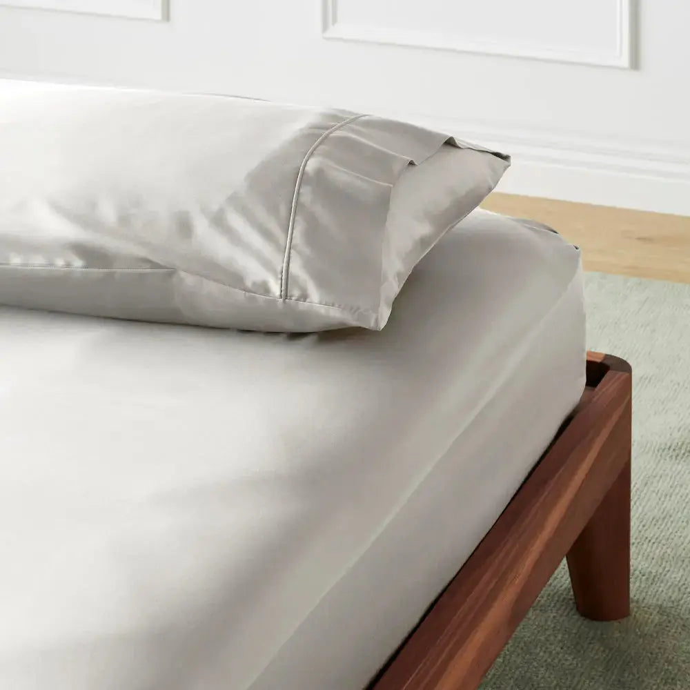 CleanBamboo® Signature Sateen Fitted Sheet by ettitude