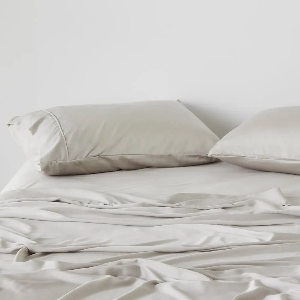 CleanBamboo® Signature Sateen Pillowcase Set by ettitude