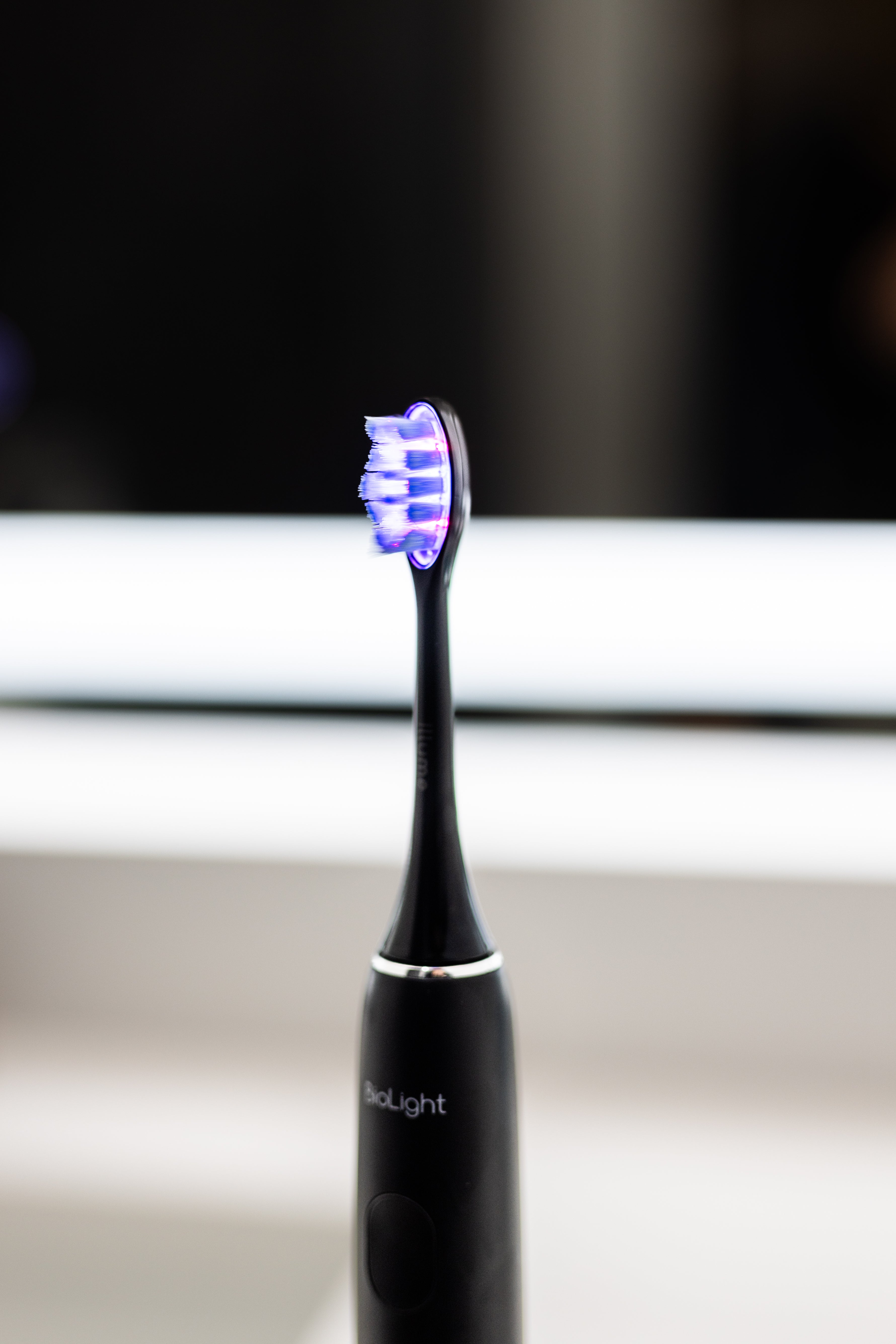 Illume Sonic Toothbrush With Red & Blue Light Therapy For Maximum Oral Health Benefits