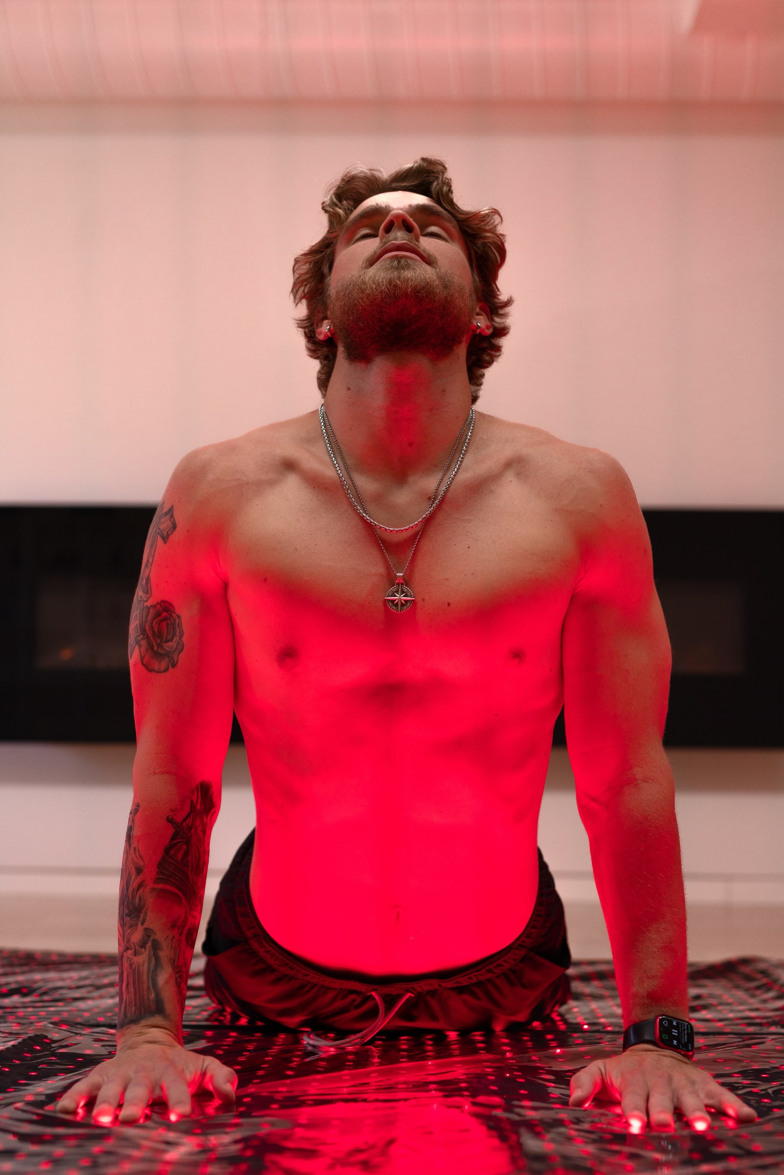 Cocoon - 360-Degree Red Light Therapy Pod with Flexible Design for Home Wellness