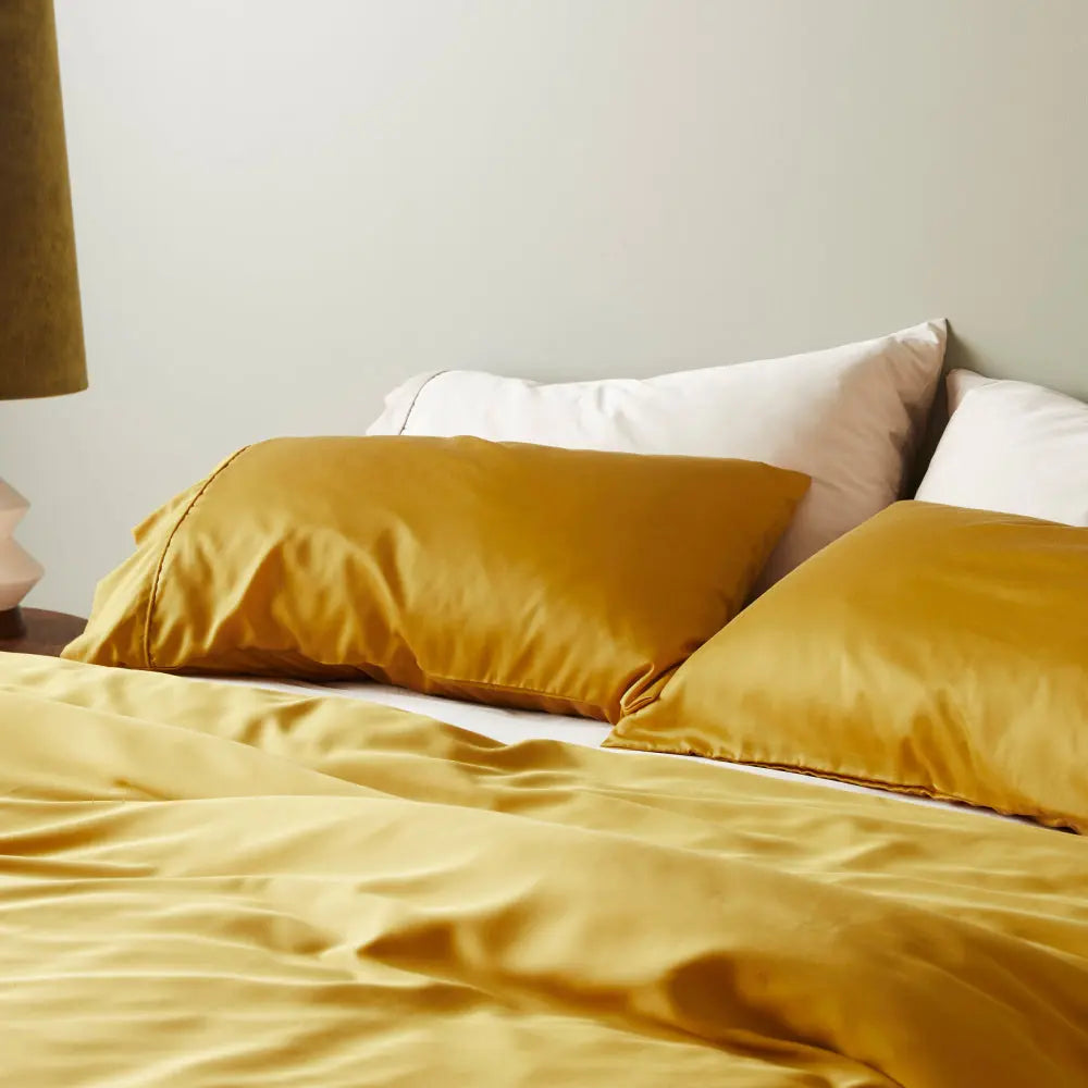 CleanBamboo® Signature Sateen Pillowcase Set by ettitude