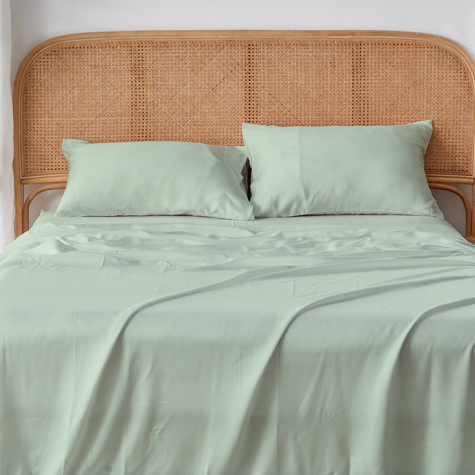 AiryWeight Eucalyptus Sheet Set