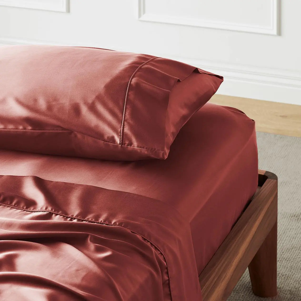 CleanBamboo® Signature Sateen Pillowcase Set by ettitude