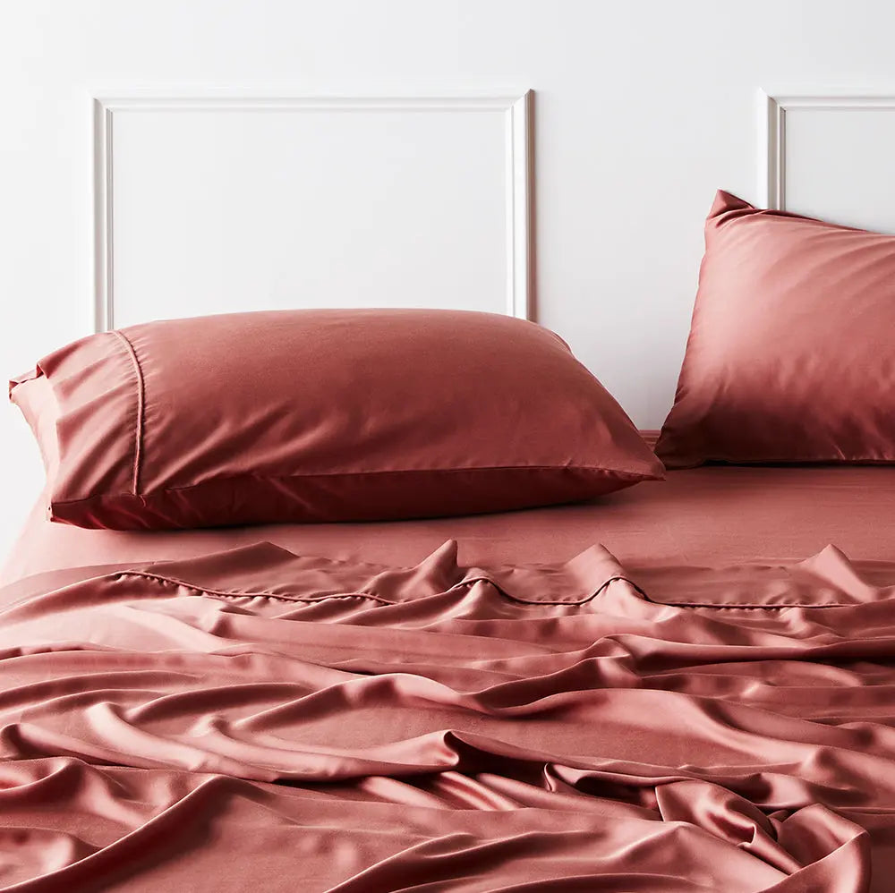 CleanBamboo® Signature Sateen Pillowcase Set by ettitude