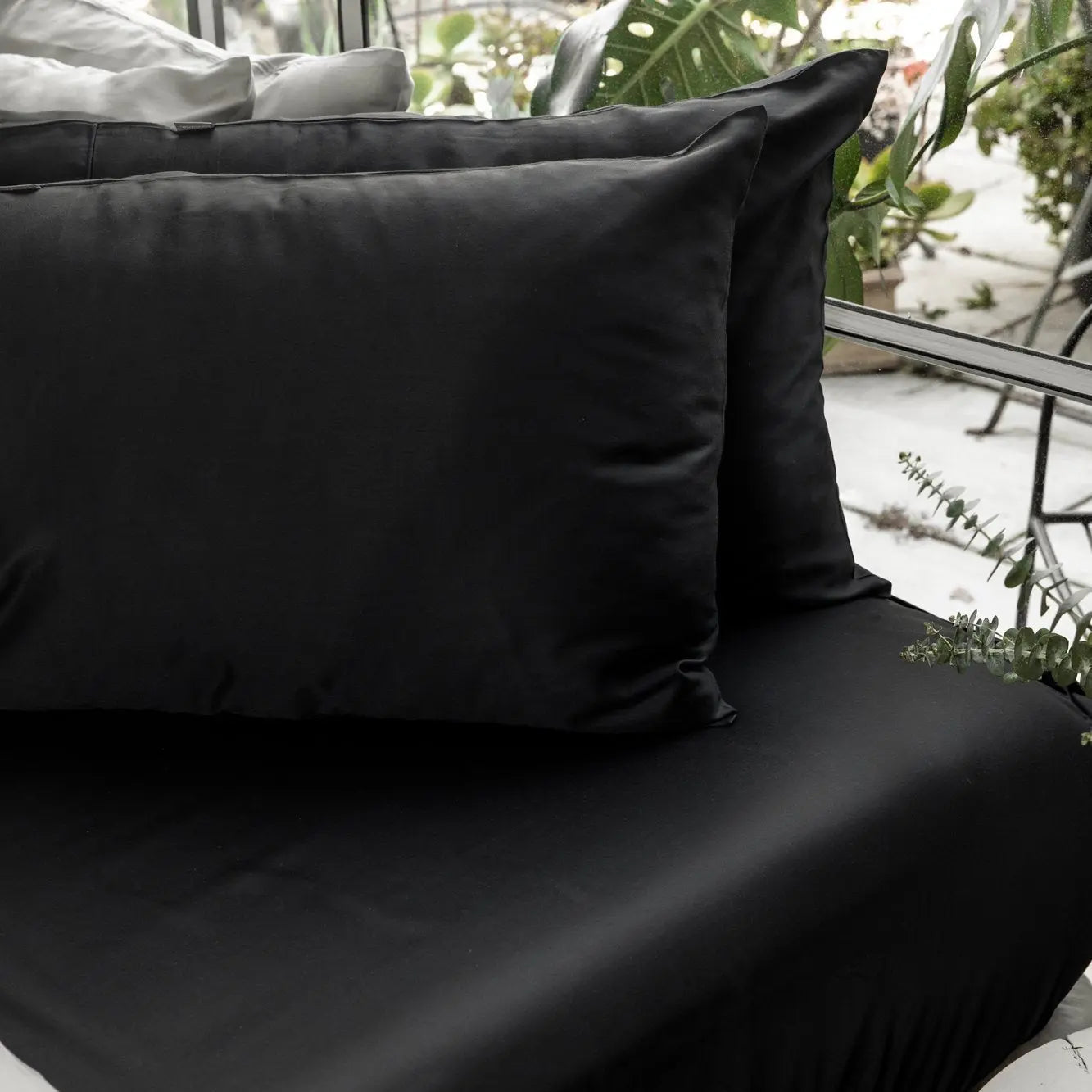 CleanBamboo® Signature Sateen Pillowcase Set by ettitude