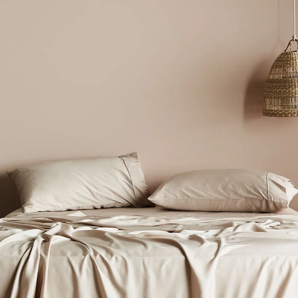 CleanBamboo® Signature Sateen Pillowcase Set by ettitude
