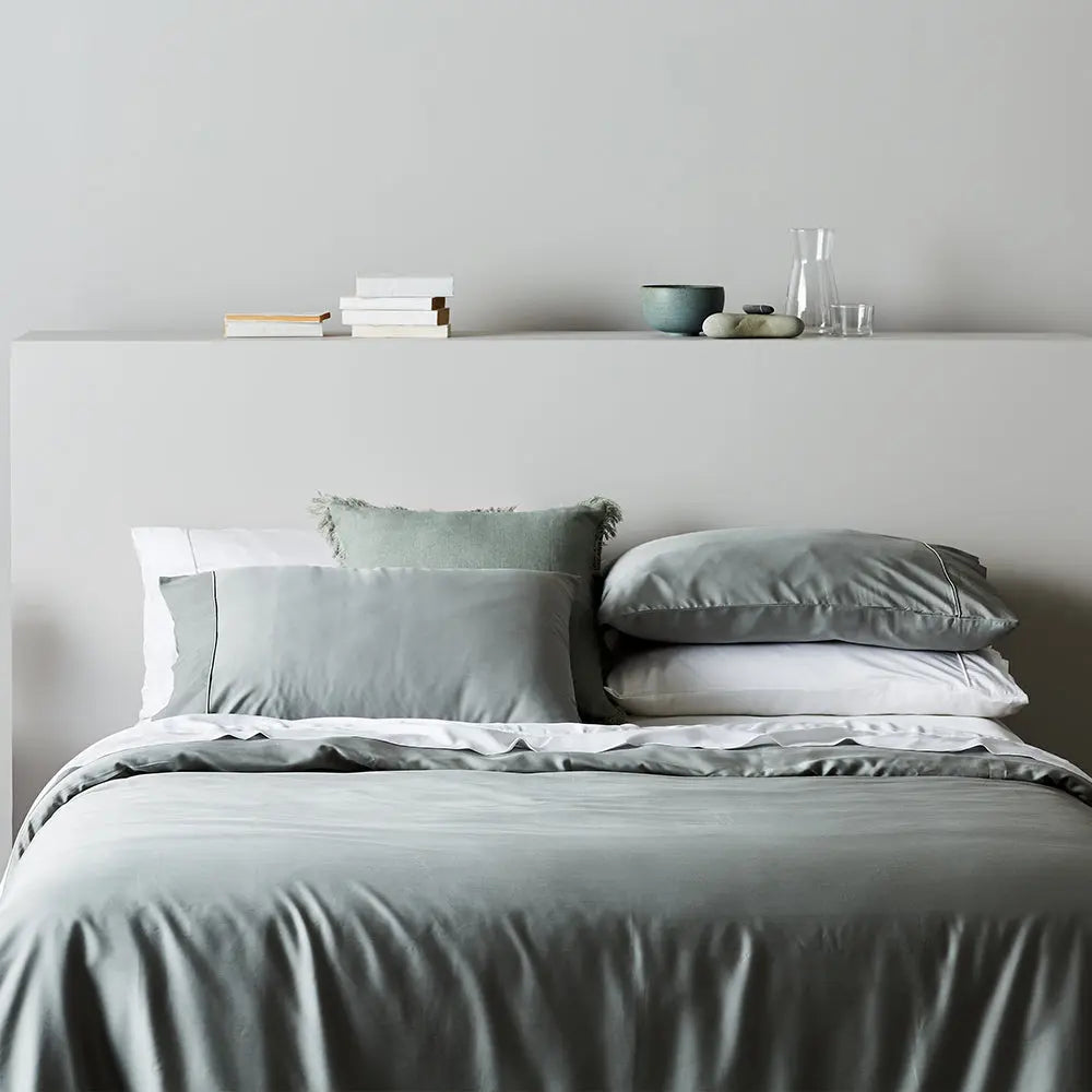 CleanBamboo® Signature Sateen Pillowcase Set by ettitude