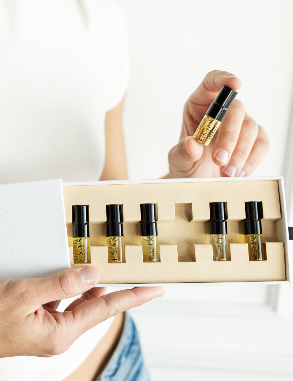 Discover Your Signature Fragrance with the Esas Discovery Set