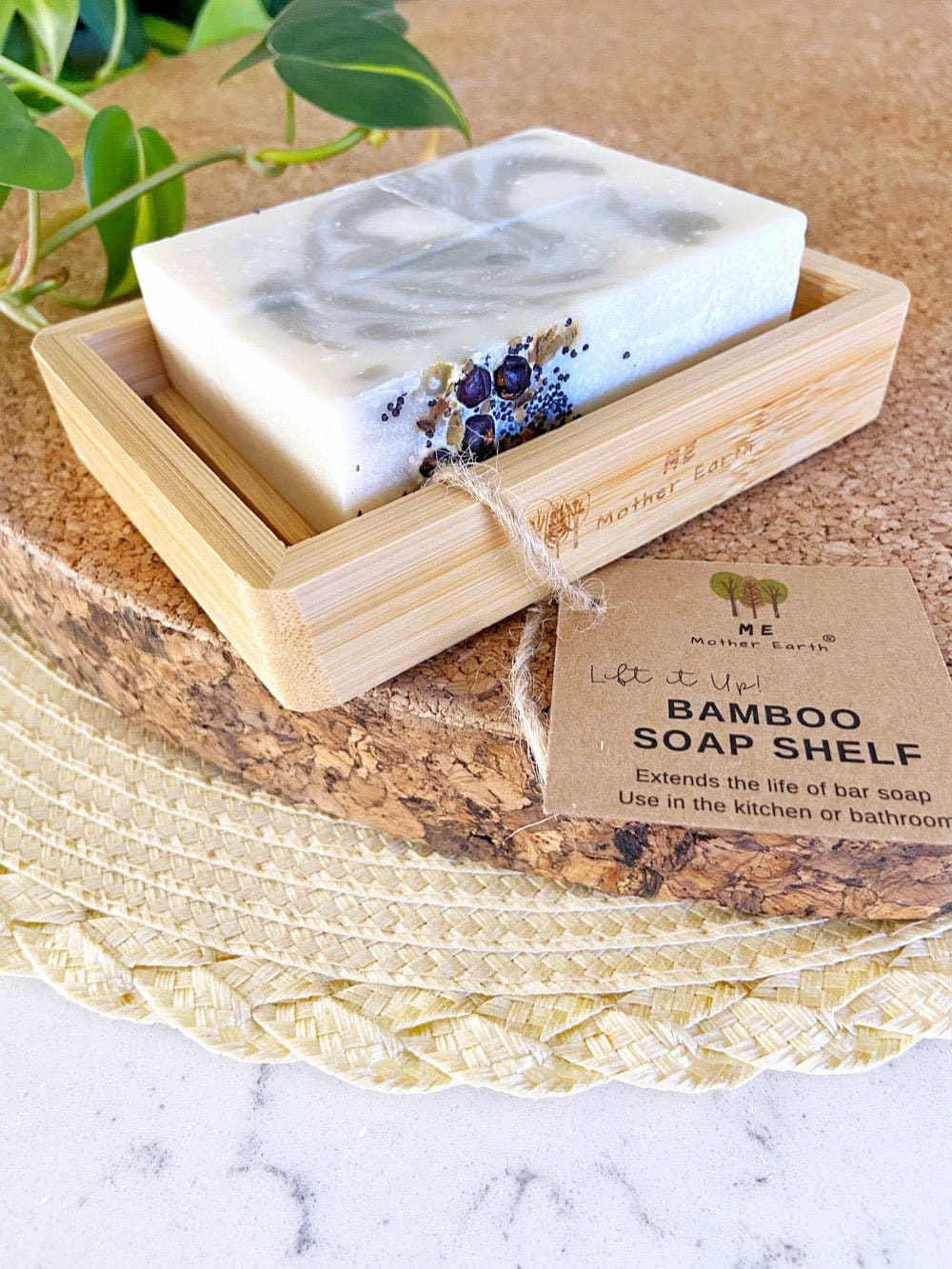 Lift it Up! Bamboo Soap Dish