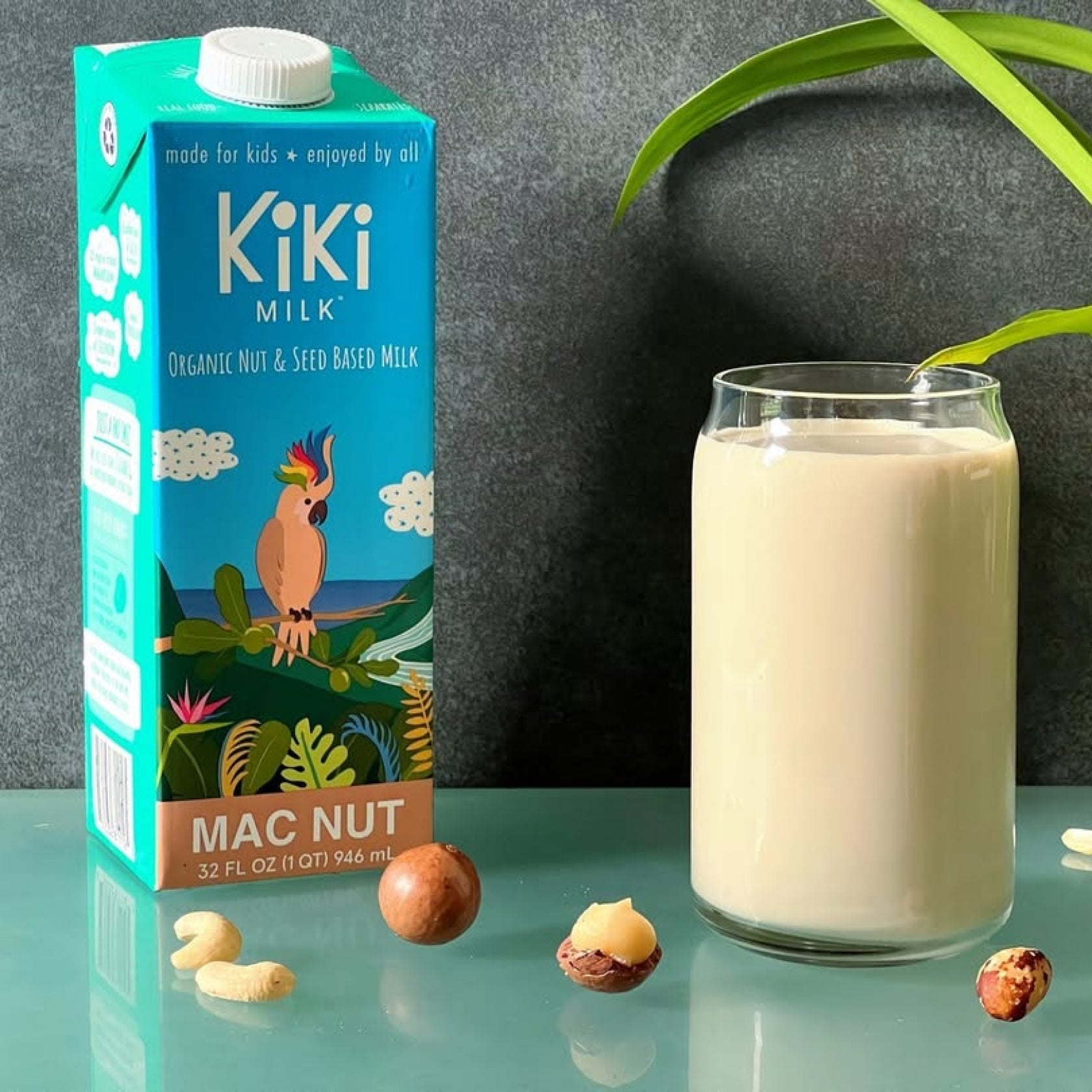 Mac Nut Kiki Milk • 32 fl oz • Pack of 6 by Kiki Milk