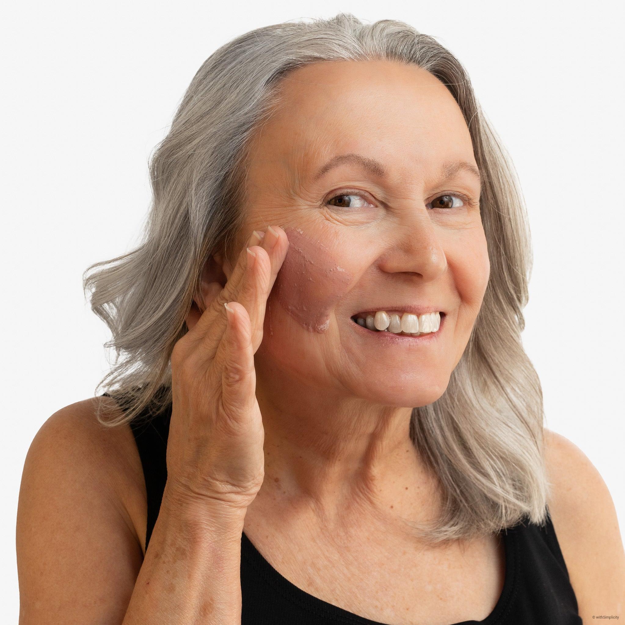 Beet the Clock | Beet Powder + Rose Rejuvenating Pro-Age Mask