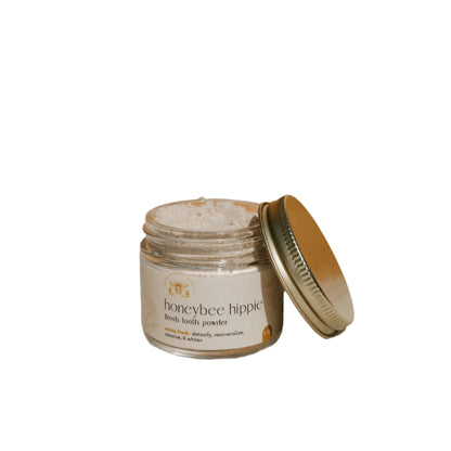 fresh tooth powder by Honeybee Hippie