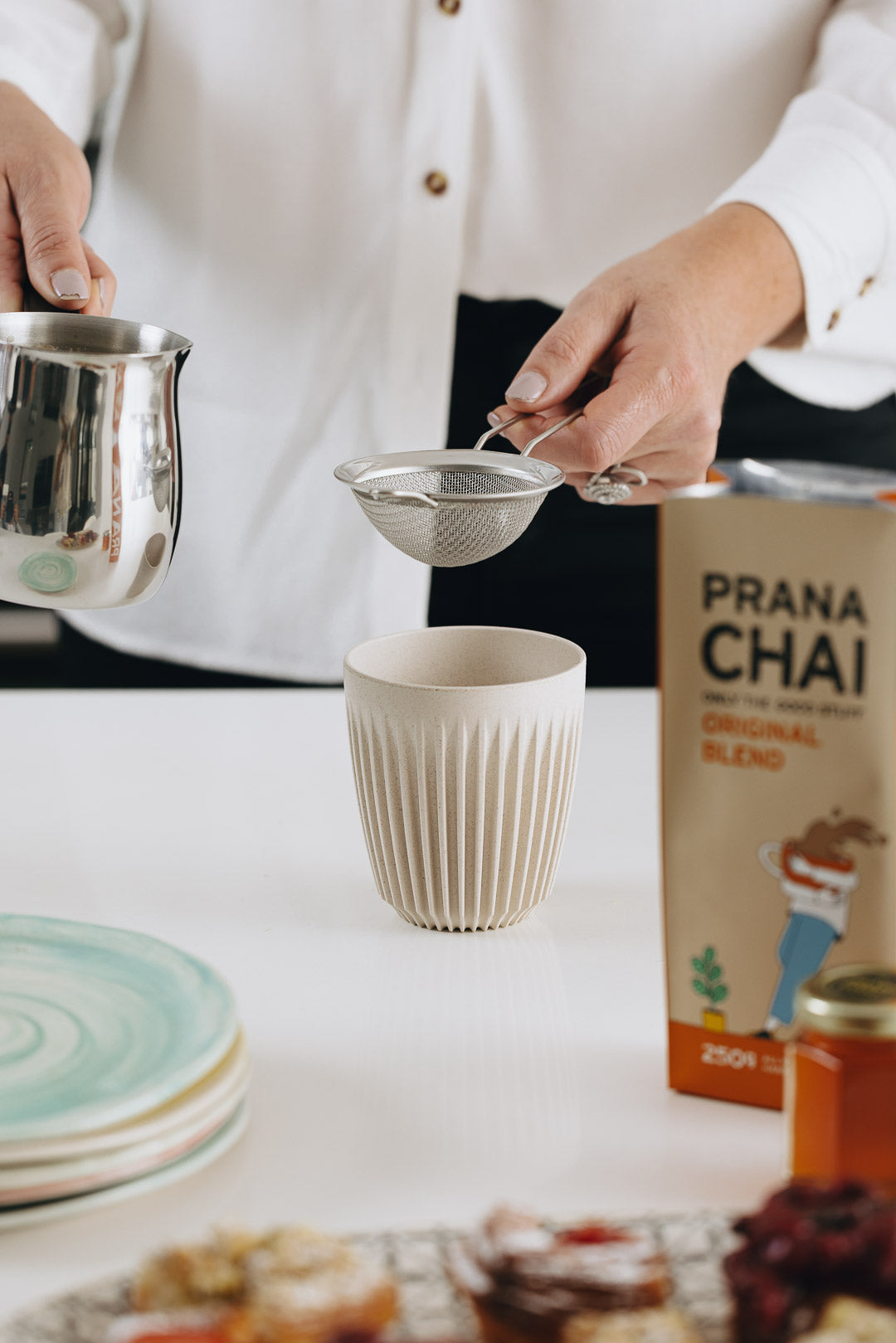 Prana Chai Original Masala Blend Starter Box with Huskee 12oz Cup & Lid by Prana Chai