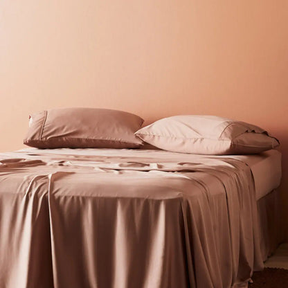 CleanBamboo® Signature Sateen Pillowcase Set by ettitude