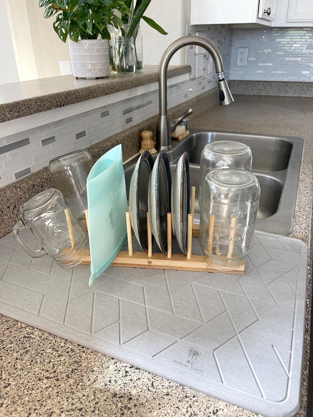 Quick Dry Diatomaceous Earth Floor Stone Bath and Dish Mat | Bathroom Shower Mat Non-Slip | Super Absorbent | Eco Friendly | Sustainable