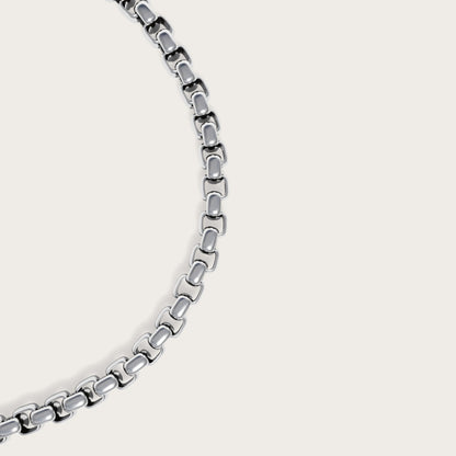 Luxe box chain by Komuso Design