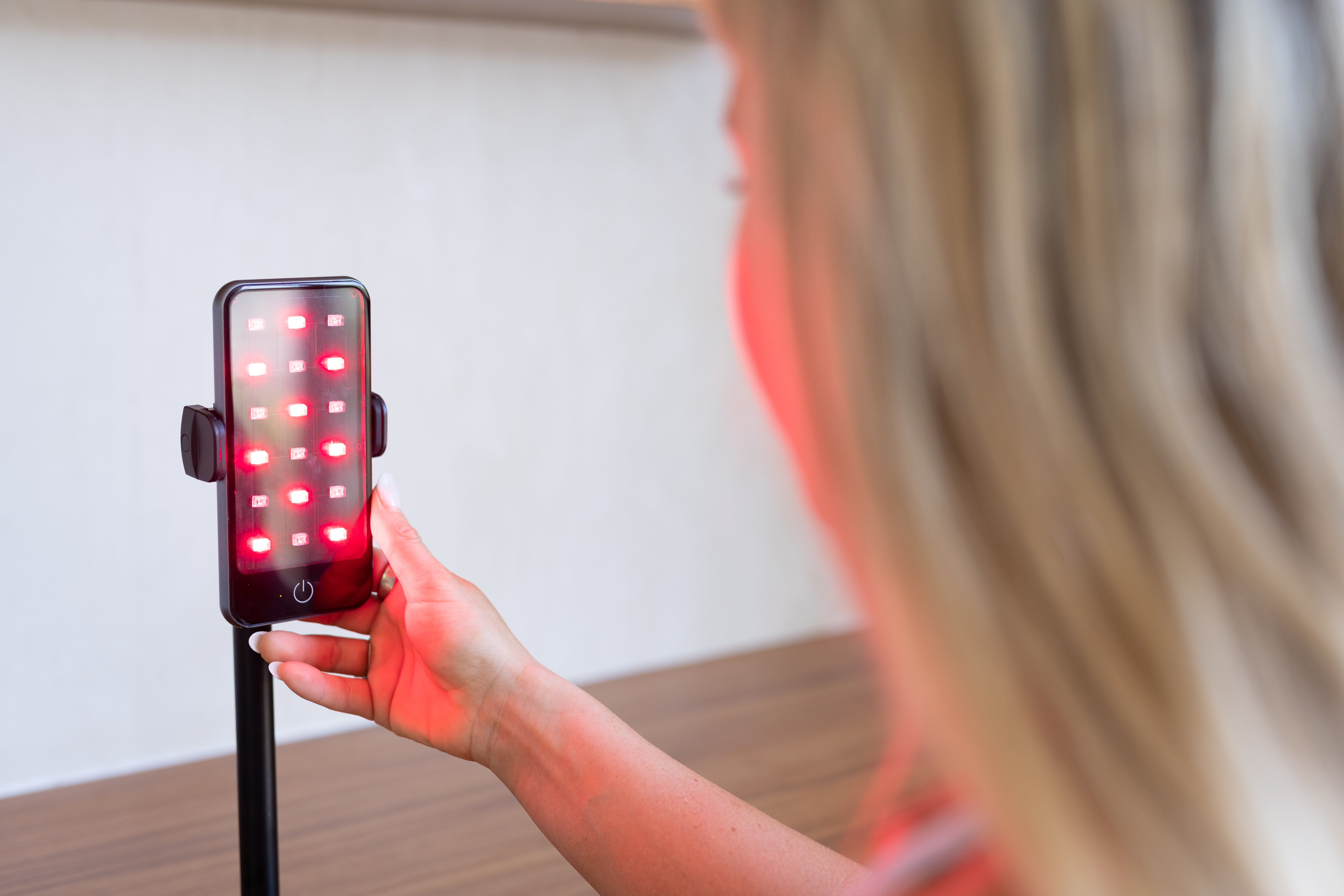 Glow: Portable Red Light Therapy Device - Slimmest Handheld Solution for On-the-Go Relief