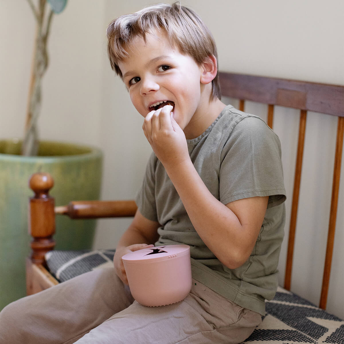 Snack Bowl Lid by ezpz
