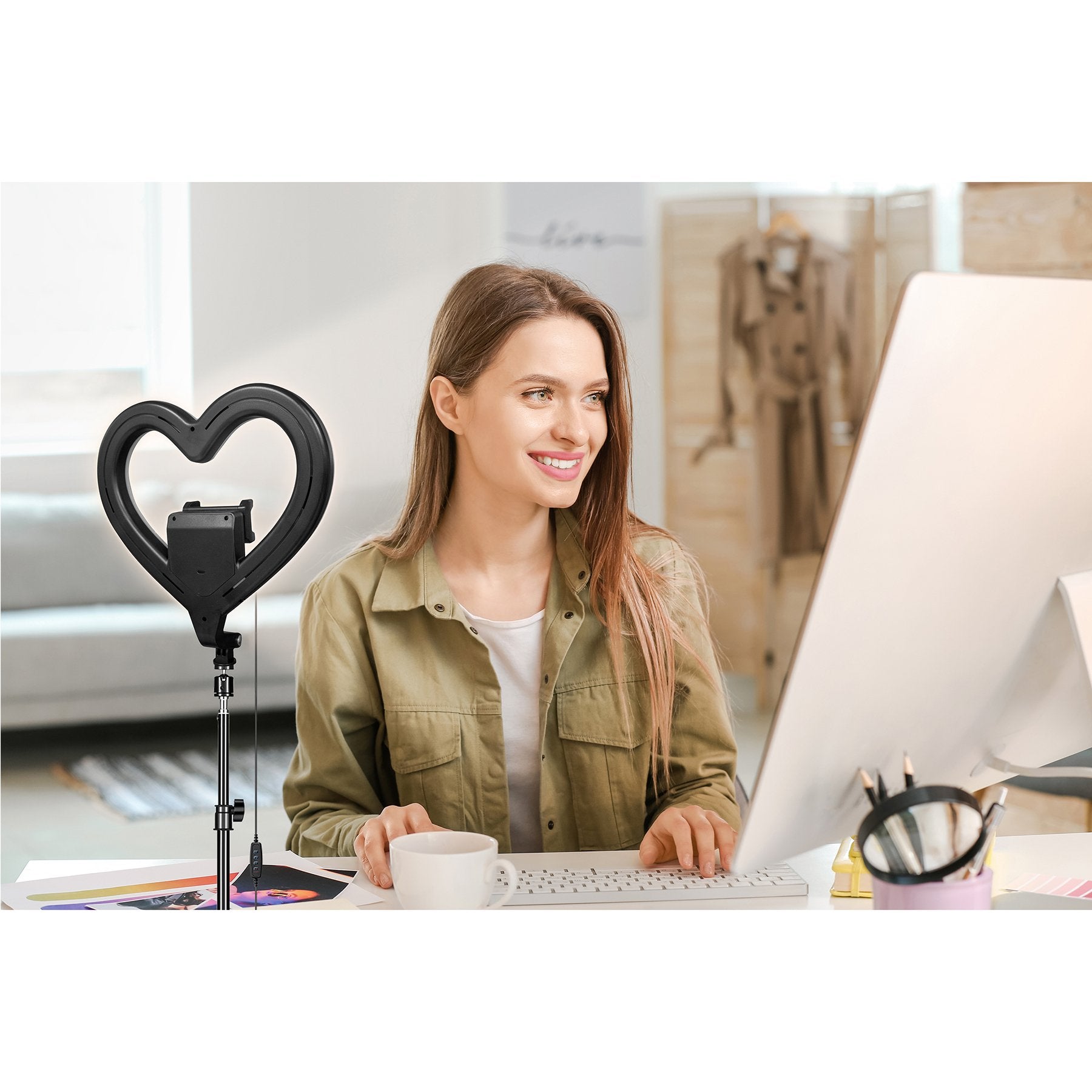 PRO Live Stream 10” Heart Shaped Selfie Ring Light (SC-2310SRH) by Jupiter Gear Home
