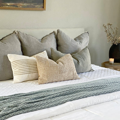 Knitted Throw